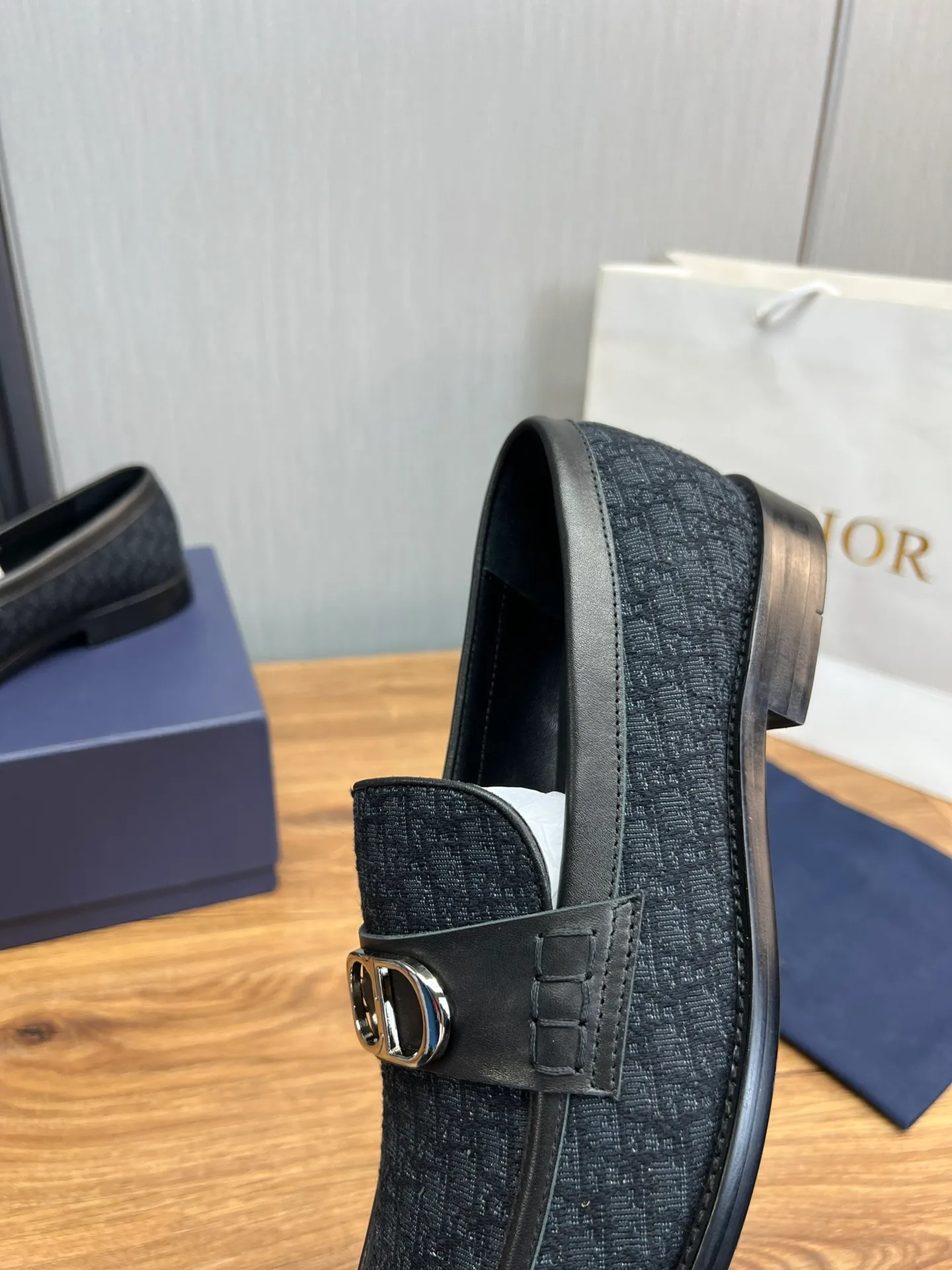 Men's men's shoes 💰580💰 Dior men's business casual leather shoes 👞all made of imported original brand leather, just to create a more comfortable wearing experience, upper: original cowhide ➕ imported sheepskin lining, original non-slip and wear-resistant rubber outsole ✔️36-45 (38.45 non-refundable)